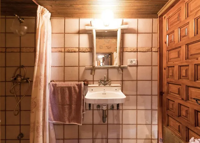 Montsant Tatil Evi *